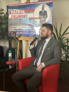 absolwent Patryk Zieliński